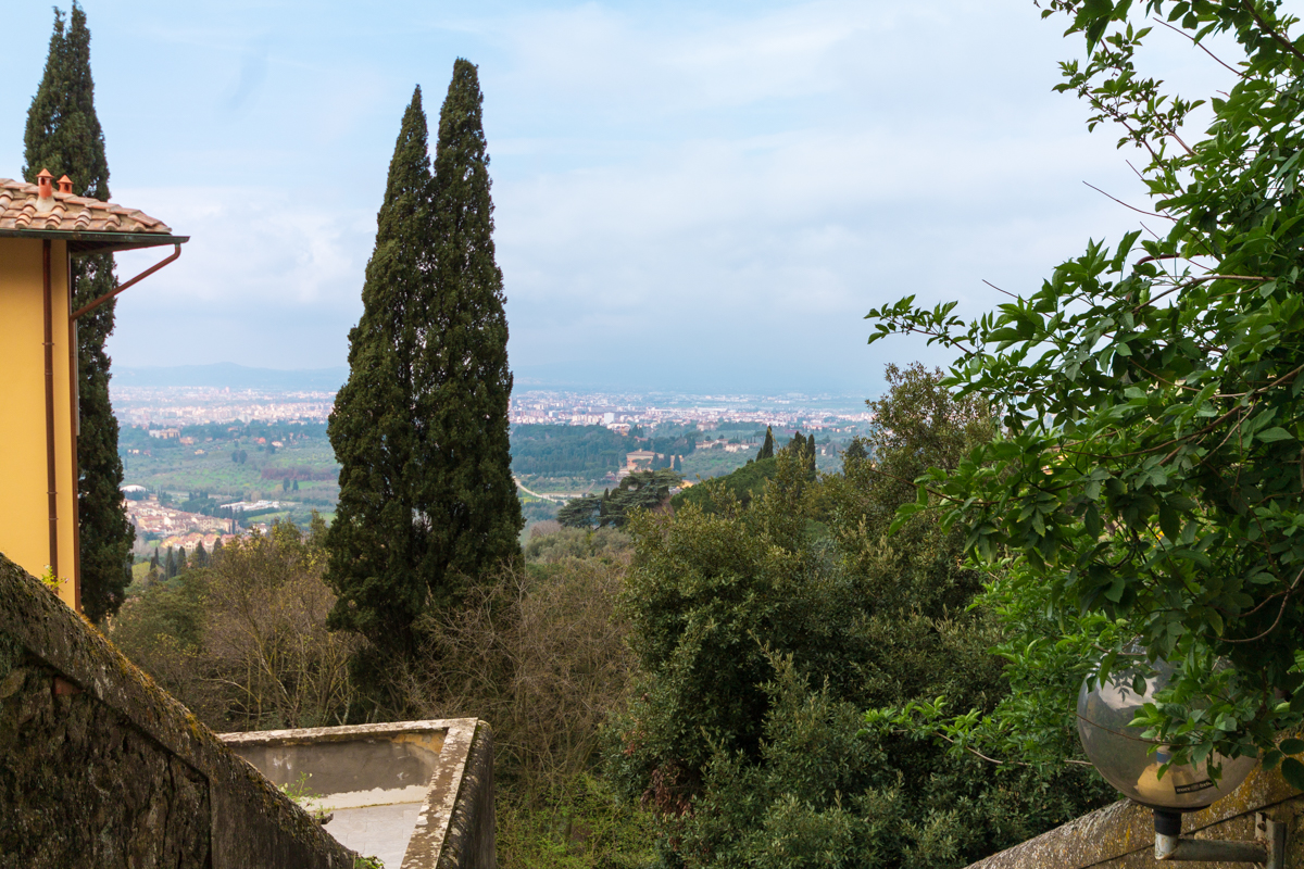 The Hundred Steps